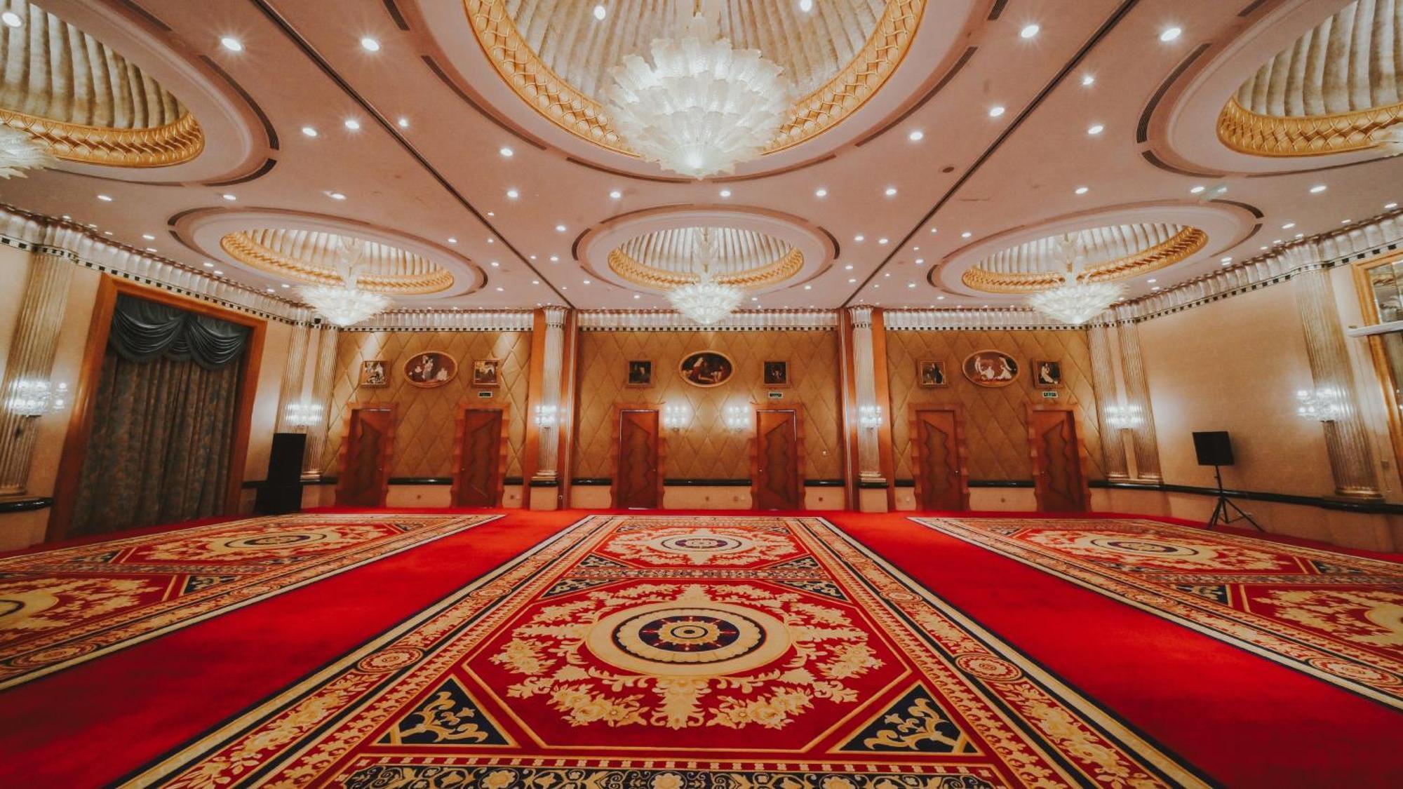 Hotel Crowne Plaza By Ihg 5*